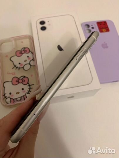 iPhone 11, 64 ГБ