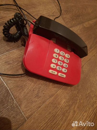 Стационарный телефон