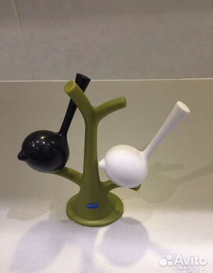 Емкости для соли и перца с подставкой