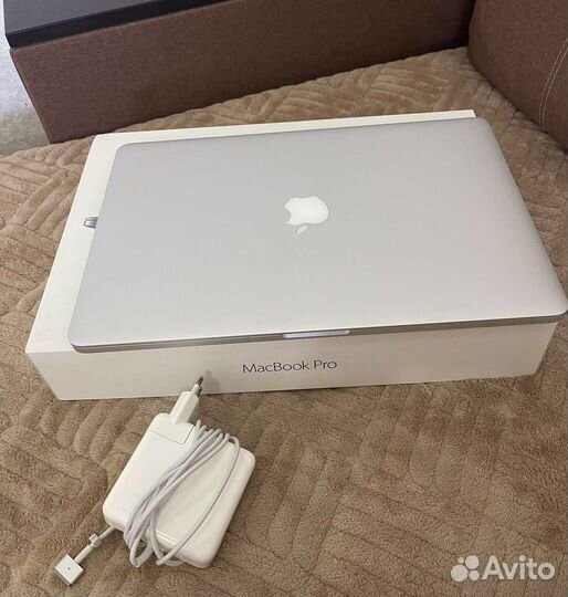 Apple MacBook Pro Retina 15, mid 2015