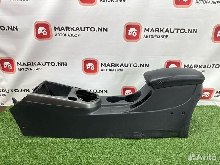 Центральная консоль с подлокотником Kia Cerato 2