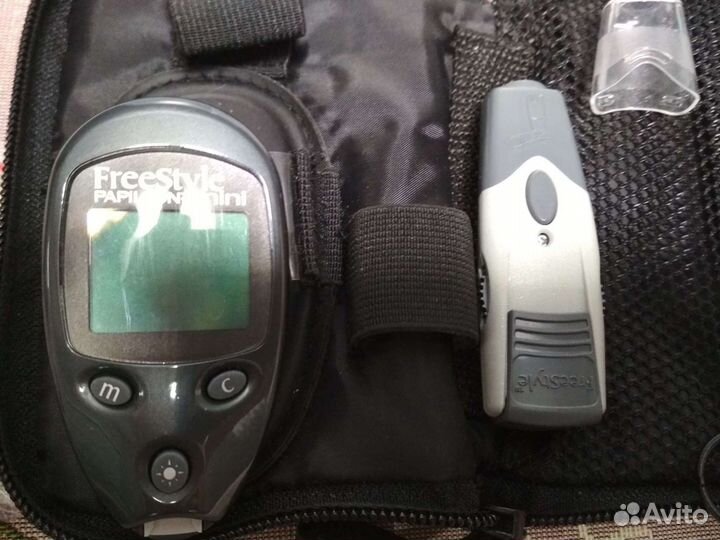 Глюкометр для определения уровня глюкозы в крови