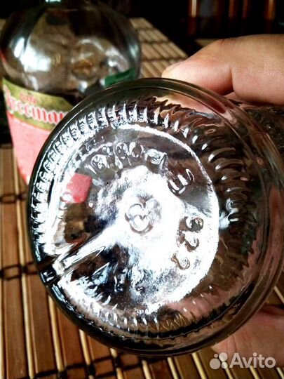 Бутылки из под элитного спртного для своих напитко