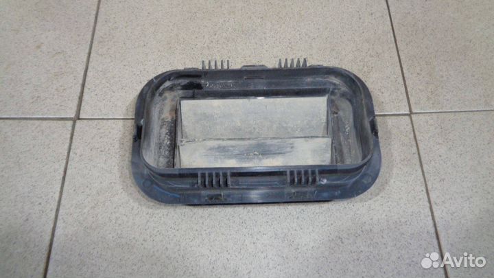 Решетка вентиляционная Toyota Hilux viii (AN120/A