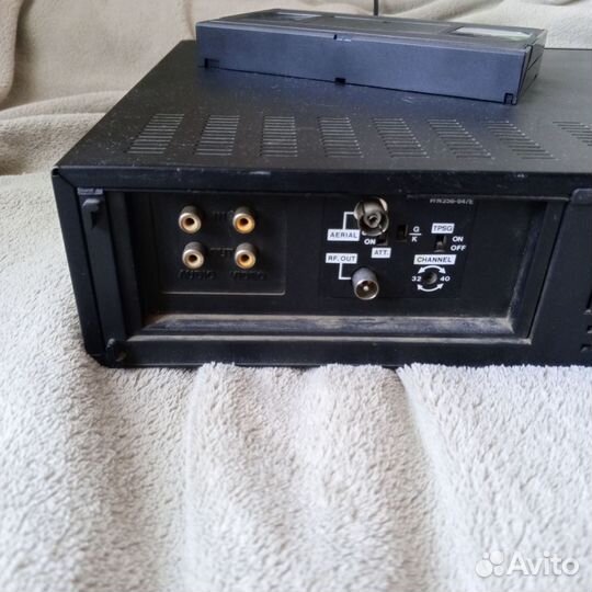 Видеомагнитофон Goldstar