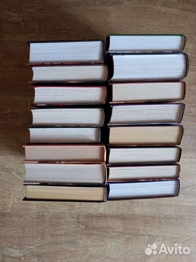 Женские романы и детективы