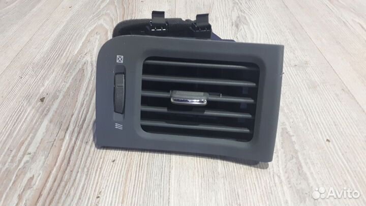 Дефлектор Воздуховод печки Nissan X-trail T31 Лев