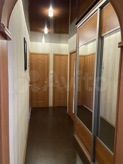 3-к. квартира, 60 м², 4/10 эт.