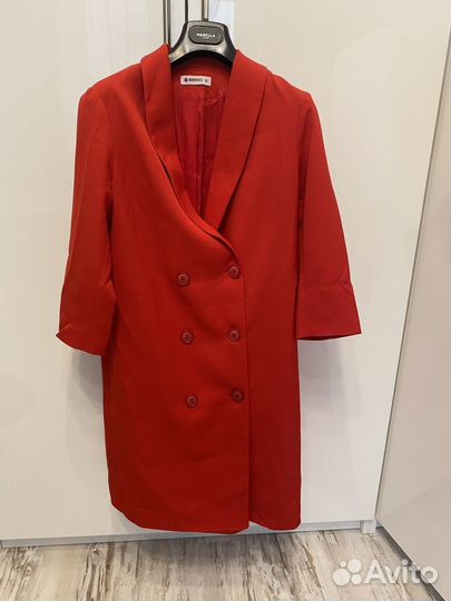 Платье женское 42 44