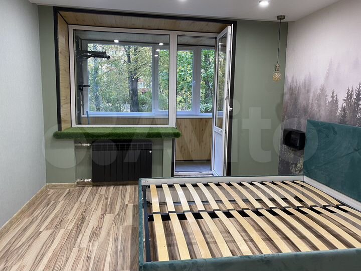 2-к. квартира, 52 м², 1/9 эт.