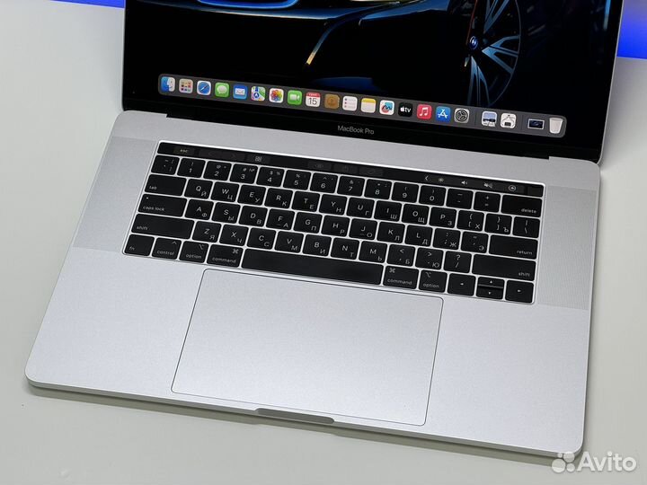 MacBook Pro 15 i7 2.6/32gb/512/Radeon 4gb