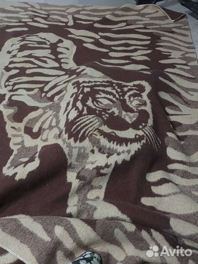 Одеяло шерстяное