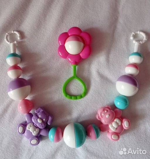 Растяжка подвеска в коляску+погремушка