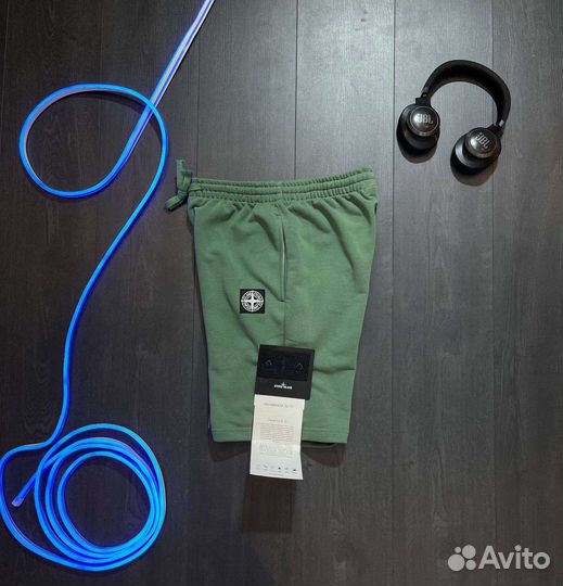 Шорты Stone island