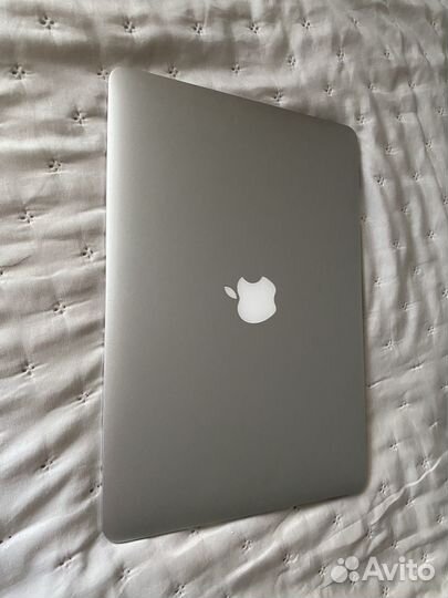 Macbook air 13 inch early 2014