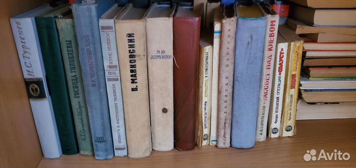 Продам книги