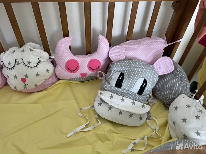 Бортики в кроватку