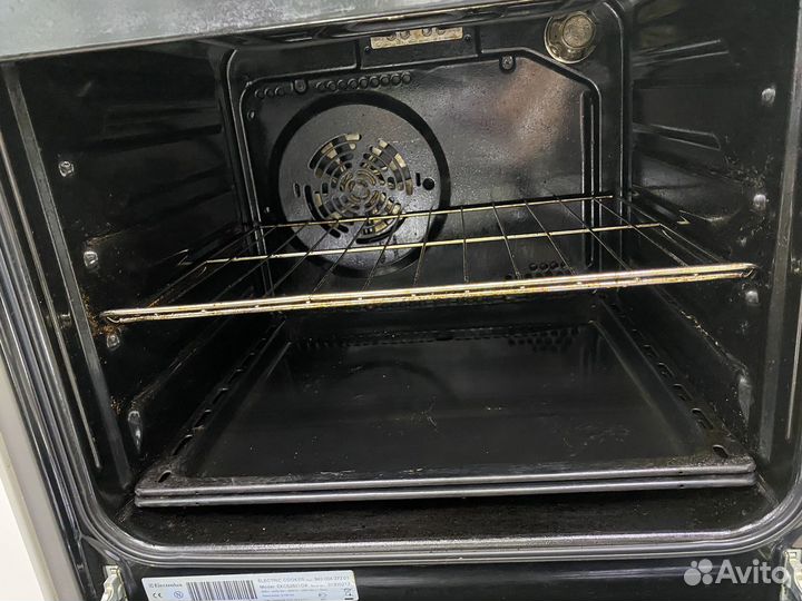 Электрическая плита Electrolux EKC952502X