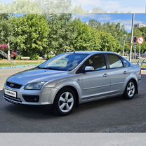 Ford Focus 1.6 MT, 2006, 207 000 км, с пробегом, цена 499 000 руб.