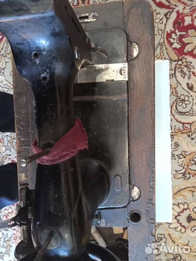 Швейная машина Singer