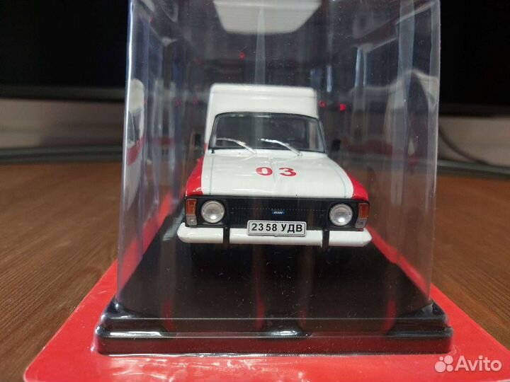 Модель автомобиля иж 2715