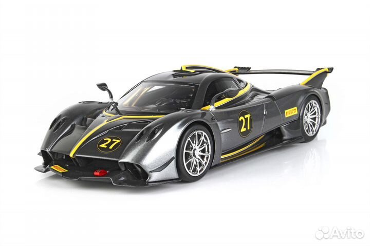 BBR P18218B Pagani Huayra R 1:18 предзаказ