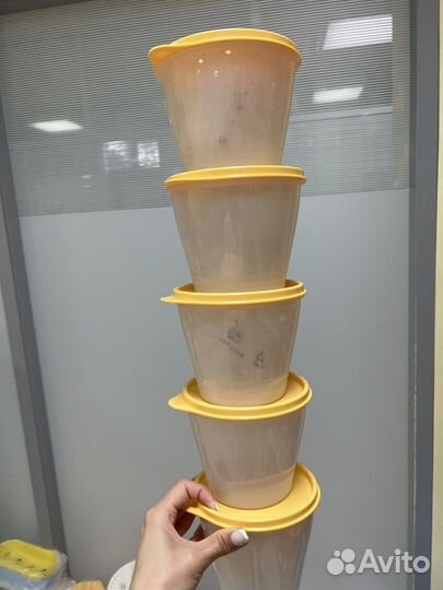 Изделия Tupperware