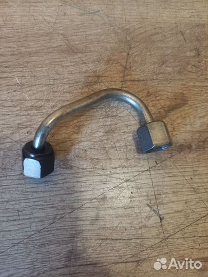 Трубка топливная Ford Kuga 1 ufda 2.0 TD