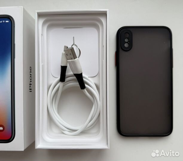 iPhone X, 256 ГБ