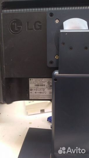 Монитор LG W1942S