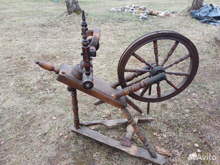 Прялка деревянная старинная