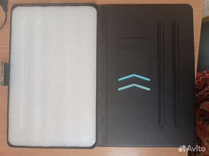 Чехол для планшета