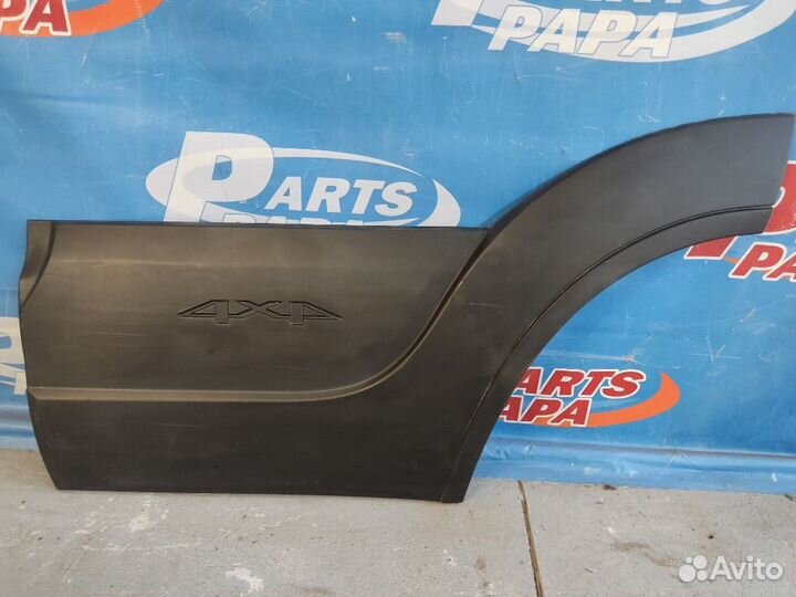 Накладка двери задняя левая Chevrolet Niva 2123