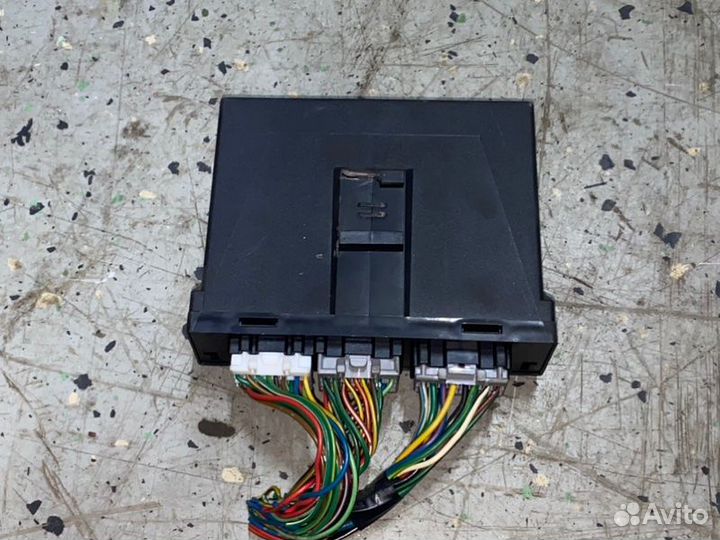 Блок управления (комфорта) Nissan Primera P12