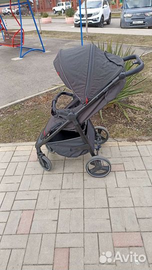 Коляска 2 в 1 прогулочная со спальным местом