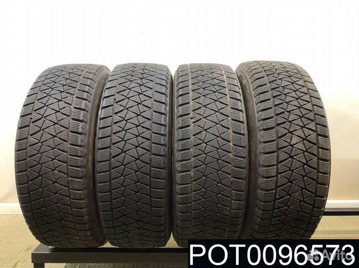 Bridgestone Blizzak DM-V2 225/65 R17 99P