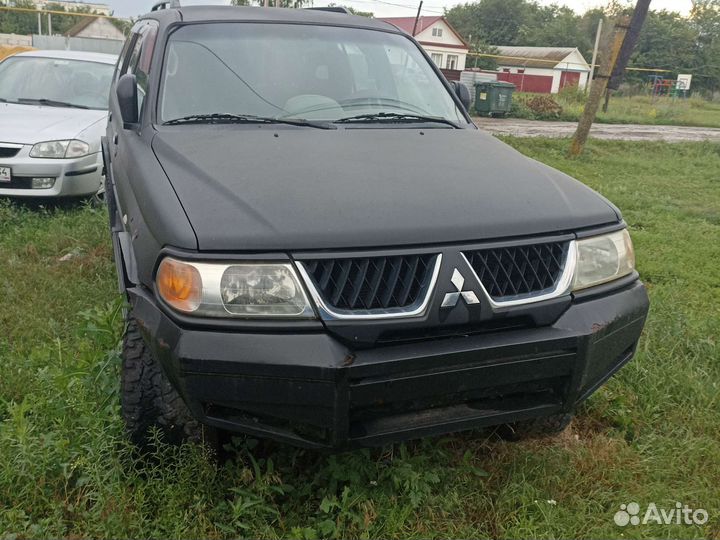 Mitsubishi pajero 4 разбор