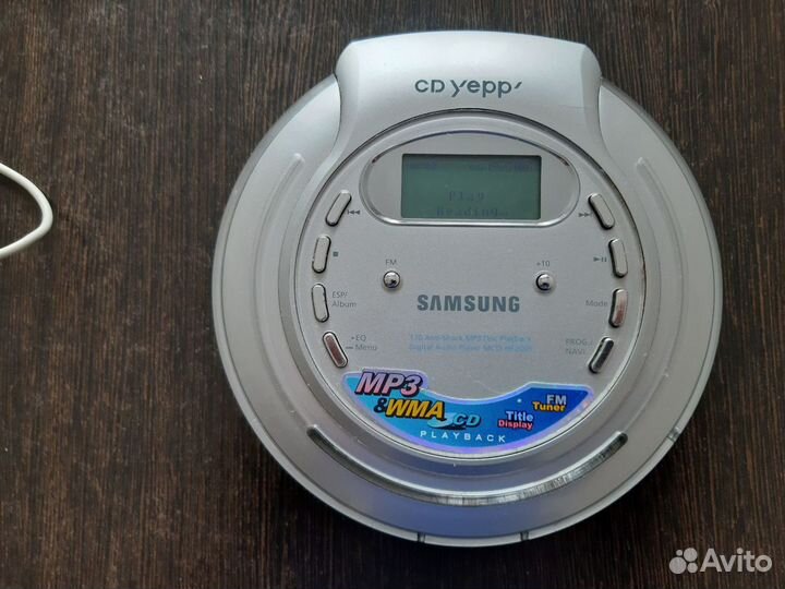 Портативный CD плеер Samsung MCD-HF200S