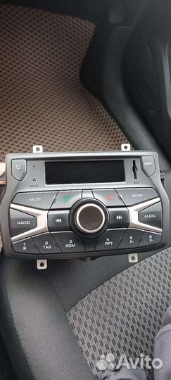 Штатная магнитола LADA vesta