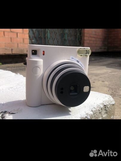 Фотоаппарат моментальной печати instax sq1