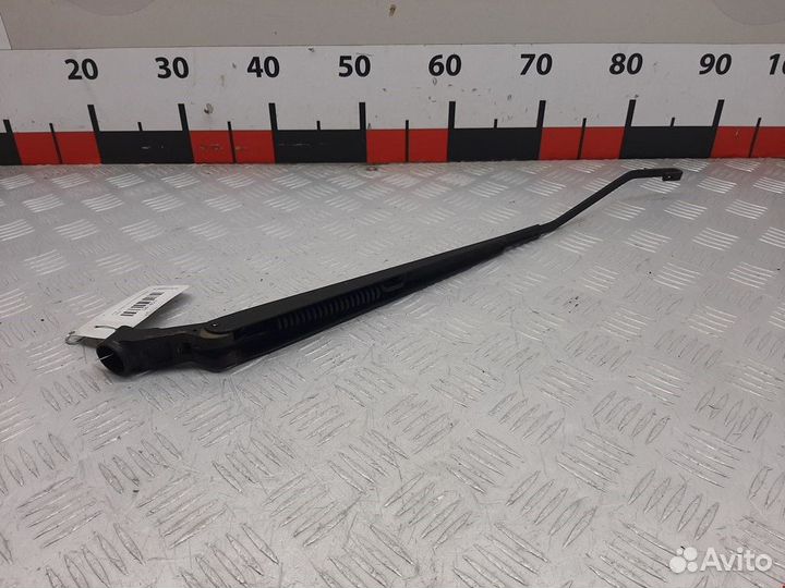 Щеткодержатель (поводок стеклоочистителя, дворник)