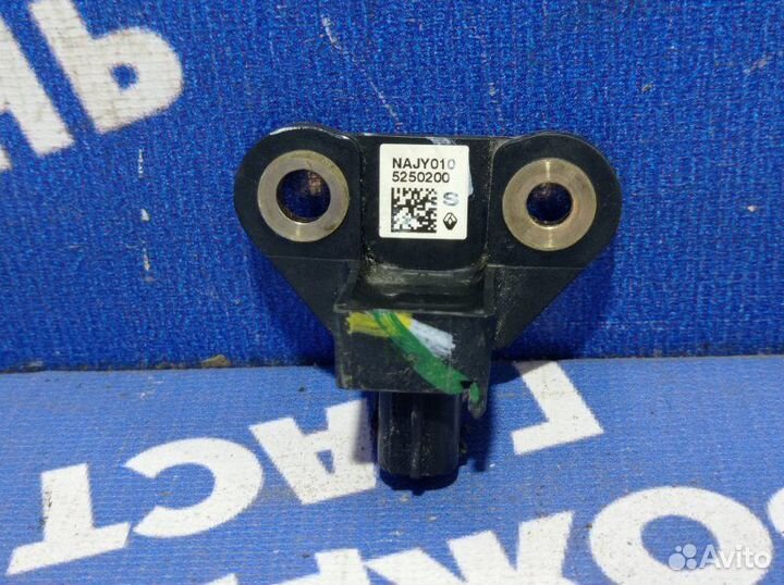 Датчик удара Nissan Teana J32 седан 2009