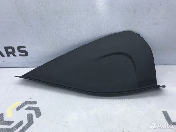 Накладка на торпедо правая Bmw 5 G30