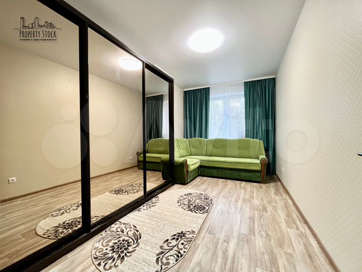 2-к. квартира, 57 м², 2/9 эт.