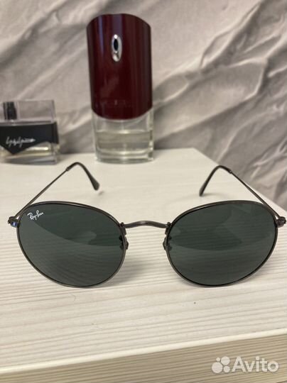 Очки Рай-Бан в отличном состояние.Оригинал