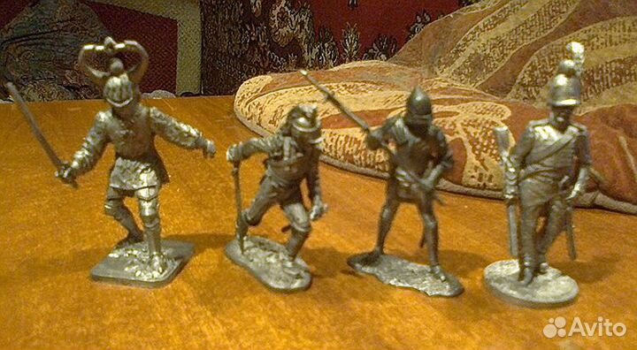 Солдатики оловянные в миниатюре. 54 мм