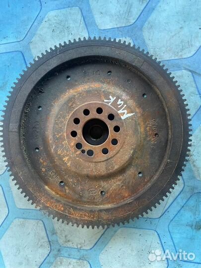 Маховик 06E105269