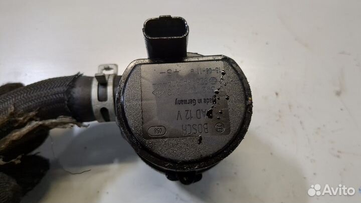 Насос водяной Opel Vivaro, 2015