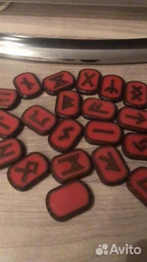 Руны ручной работы ясень