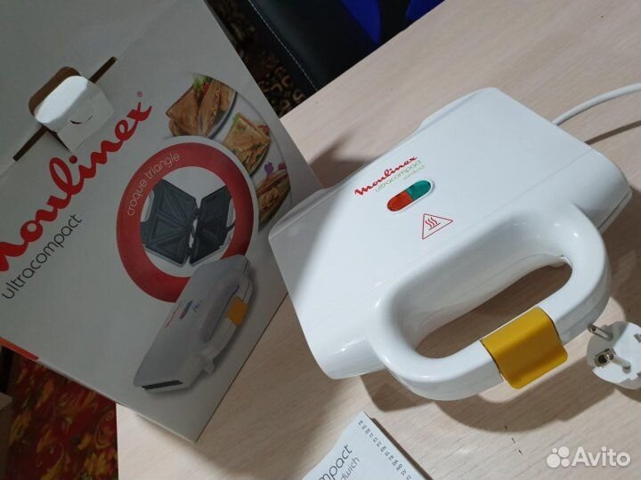 Бутербродница Moulinex SM154040 Ultracompact